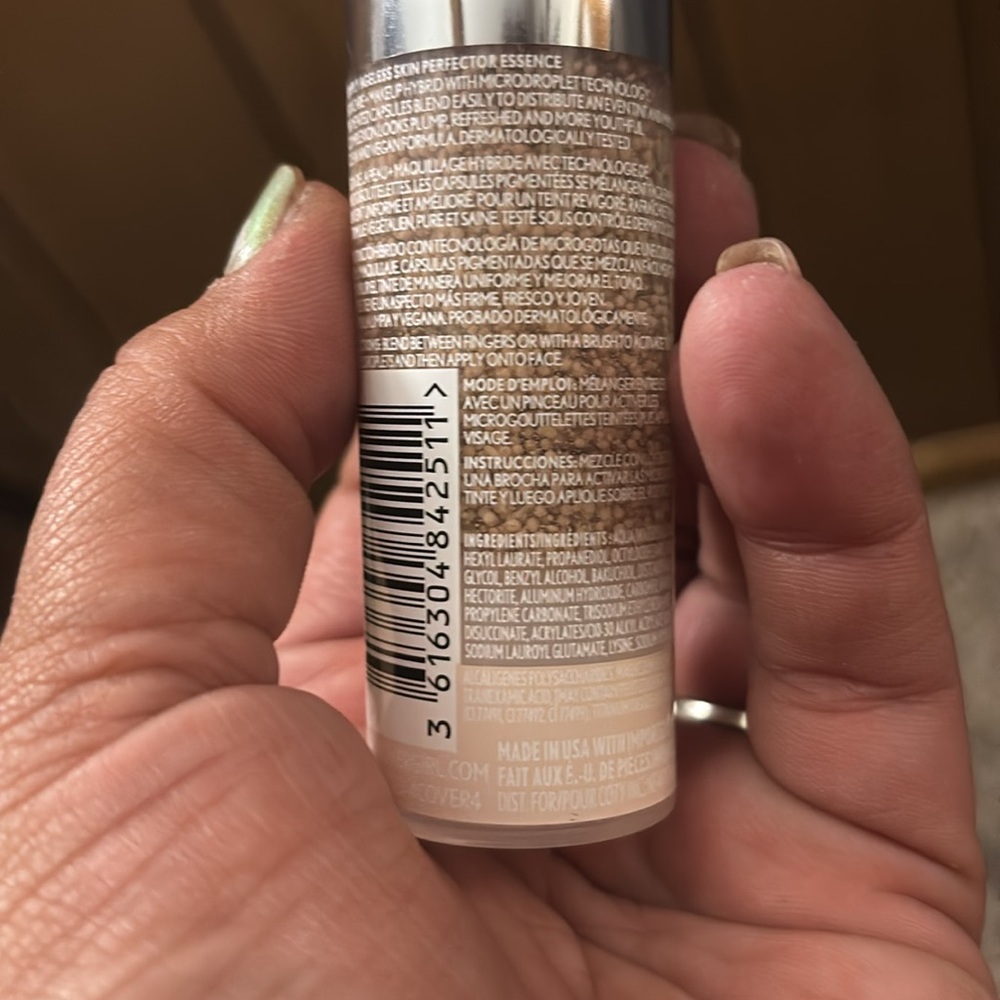 Covergirl and Maybelline  makeup bundle - Picture 4 of 8